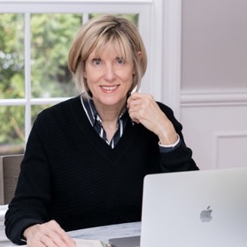 photo of historical fiction author Kelly Scarborough